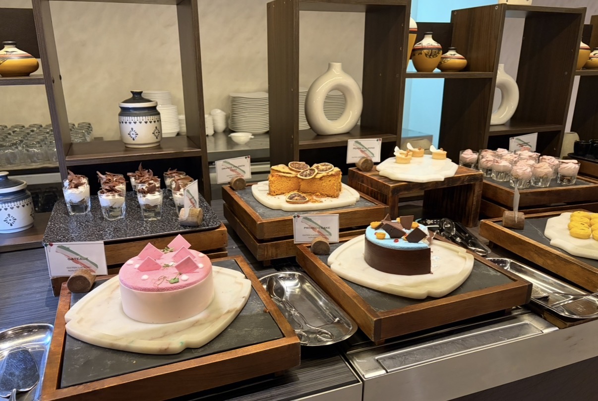 次行ったら絶対に食べると誓ったケーキたち