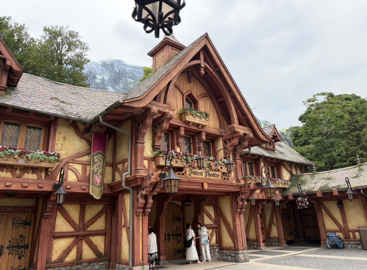 ショーが行われる建物（外観）